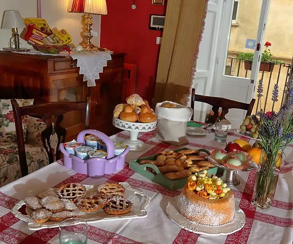 住宿加早餐酒店 Di Francia 维博瓦伦蒂亚
